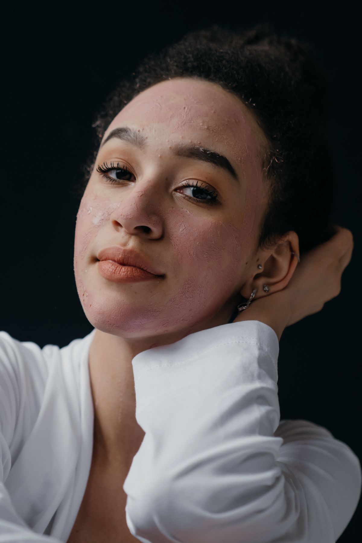 Piel opaca: fotografía editorial de primer plano de textura facial natural